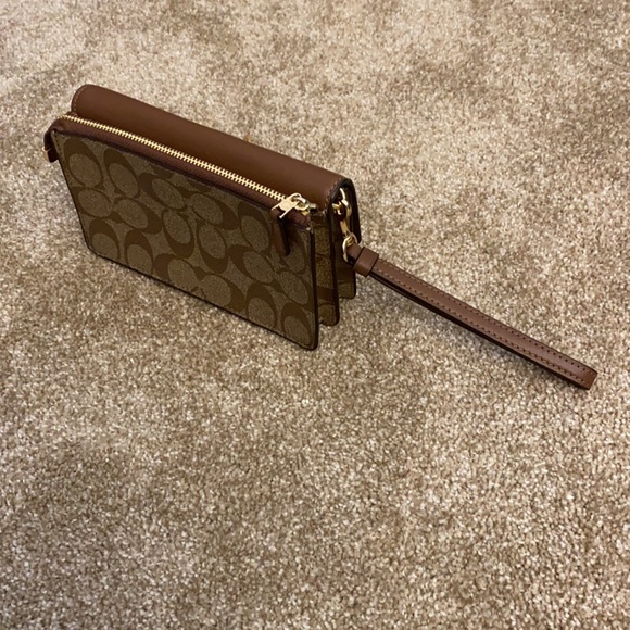 Coach Foldover Clutch - Picture 3 of 4